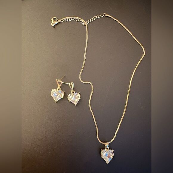 Gold Heart Crystal Earrings and Necklace Set - Picture 4 of 4